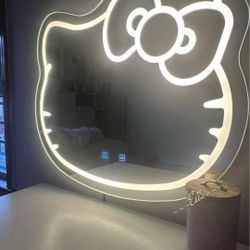 ♥️Hello Kitty LED Wall Mirror
Impressions Vanity$10 Down Payment Financing and delivery Available 