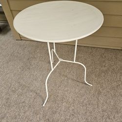 Small round table 26" Tall  20" diameter,  Metal.