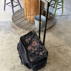 Sewing Machine Carrying Case With Wheels