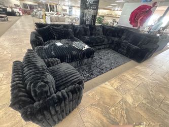 Furniture & Mattress Discounters