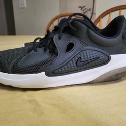 Nike Joyride, Olive Green, Size 9 Mens