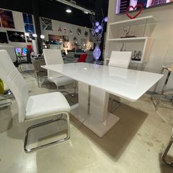 Expandable Dining Table Set 58/74x35