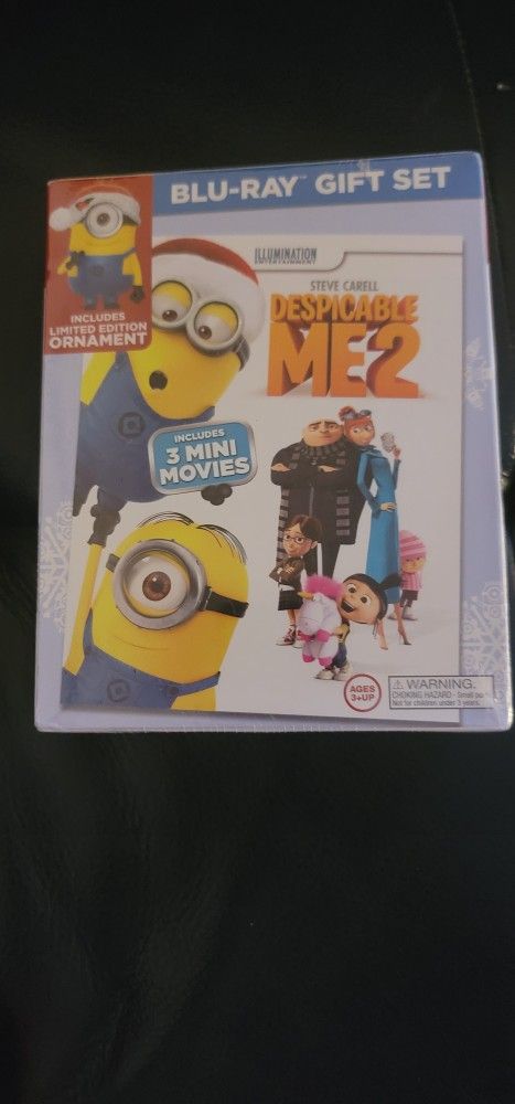 $15 BLU RAY MOVIE HOLIDAY GIFT SET. NEW IN PACKAGEDESPICABLE ME 2. BLU RAY / DVD ONLY. NO DIGITAL. $5 OR TRADE FOR A MOVIE TITLE I DO NOT ALREADY OWN.