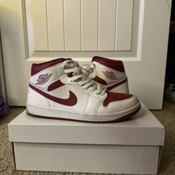 Air Jordan 1 Mid White Pomegranate 