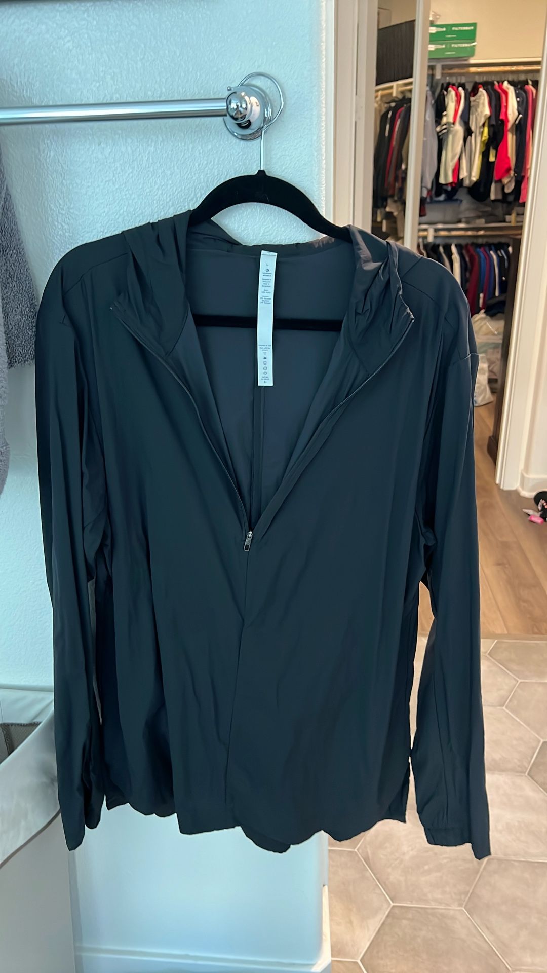 Men’s Lululemon Black Lightweight Jacket