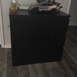 🖤 Black 3-Drawer Cabinet / Nightstand – Great Condition! 🖤 