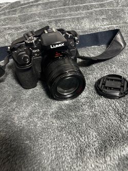 Panasonic Lumix DMC-GH3 Camera with 14-140mm Lens