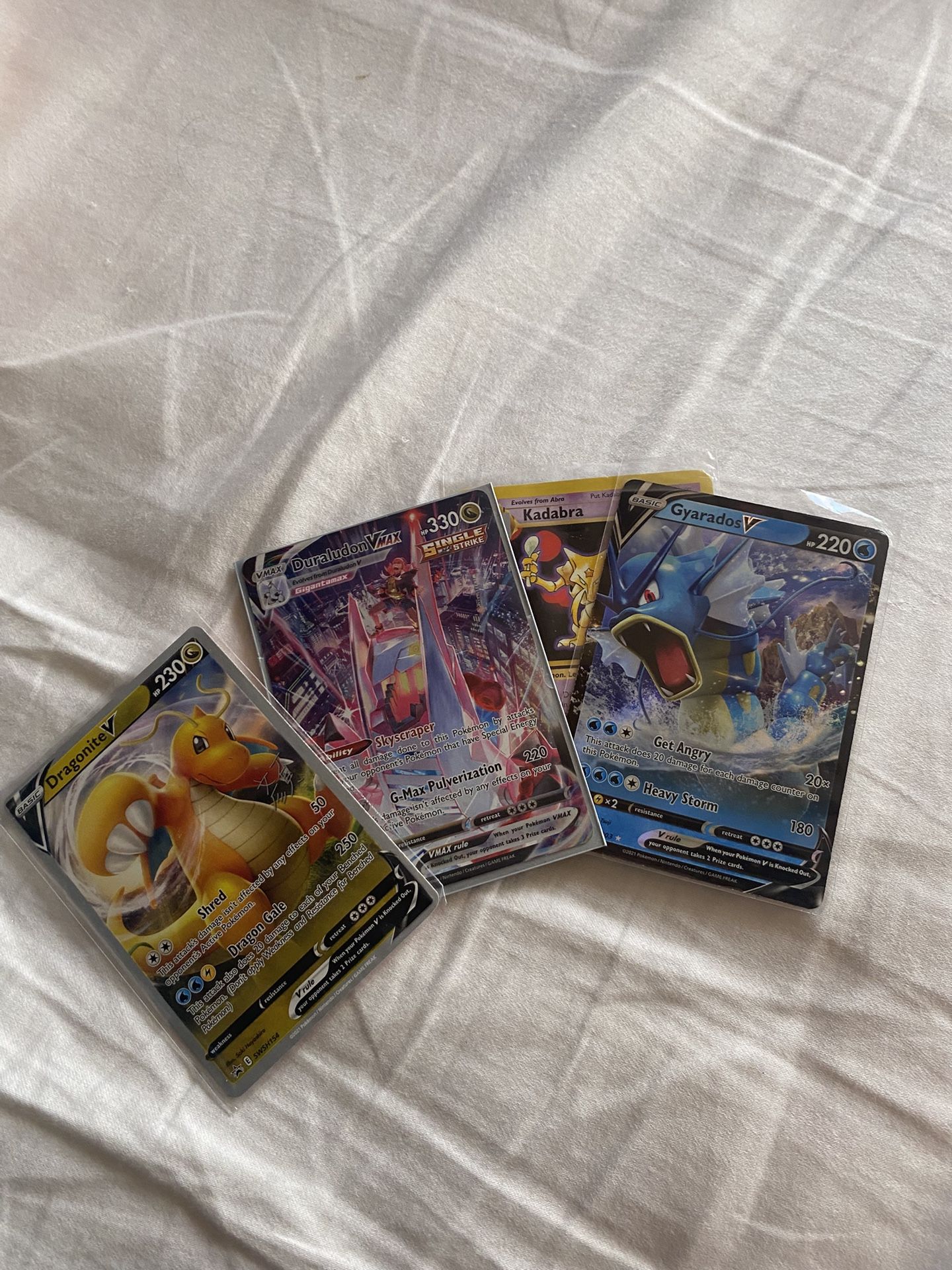 3 RARE POKEMON CARDS & 1995 KADABRA