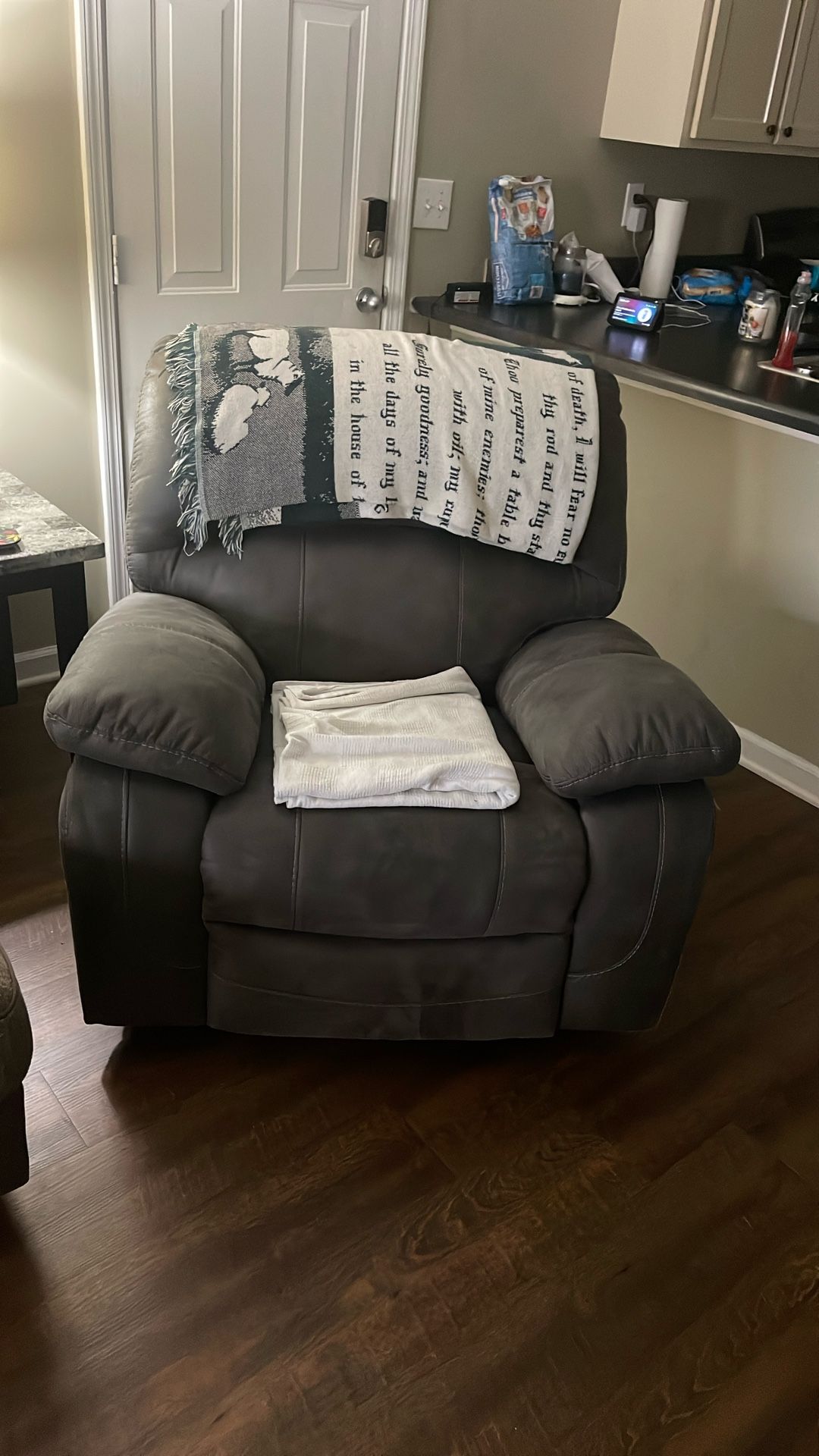 Recliner Chair