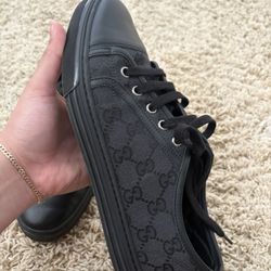 Women’s Authentic Gucci Sneakers 