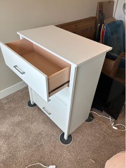 Dresser