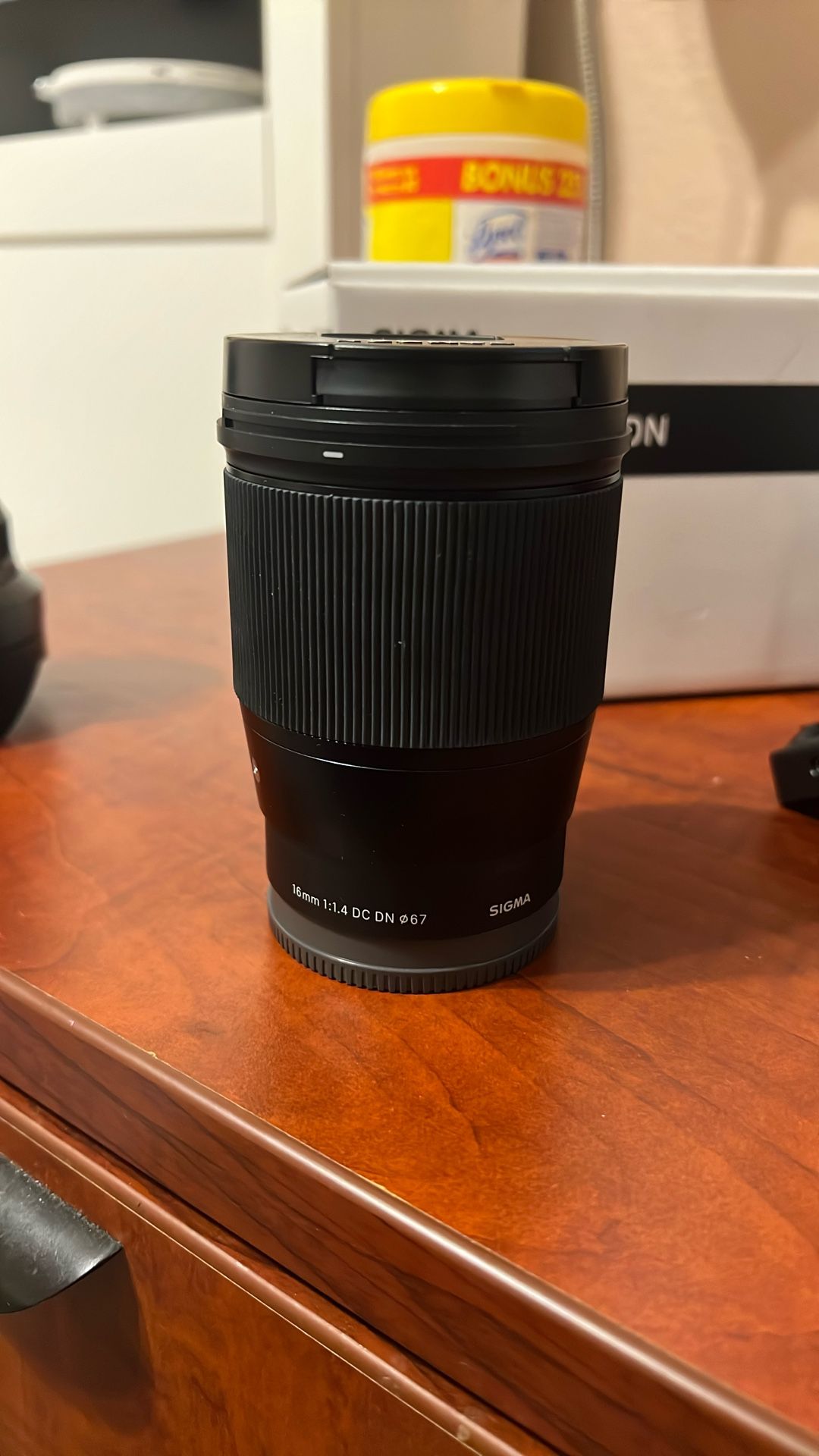 Sigma 16mm f/1.4 DC DN Contemporary Lens for Sony E-Mount