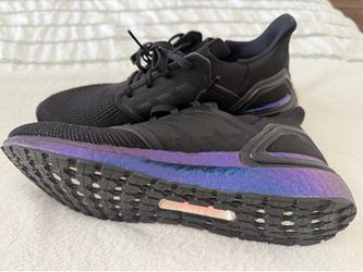 Adidas Ultra Boost size 9 (male)
