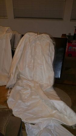 Wedding Dress w/Train
