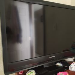 Tv 32" With Control Remote 