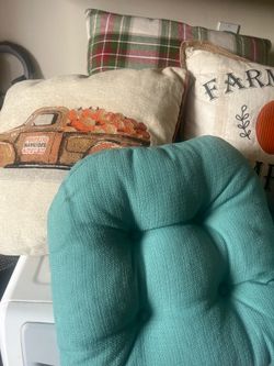 Decorative pillows
