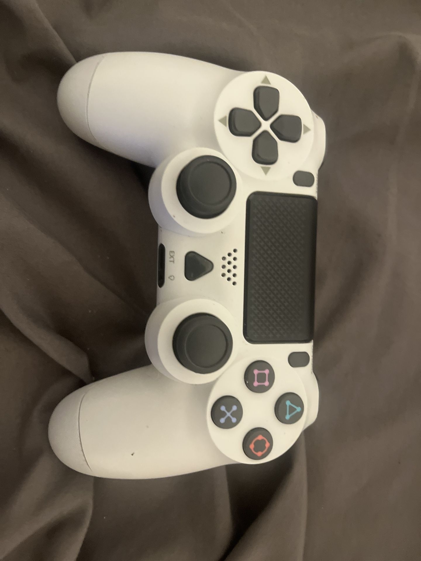 PS4 Controller