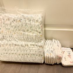 New Huggies Plus Snugglers Size 1 Diapers For Baby