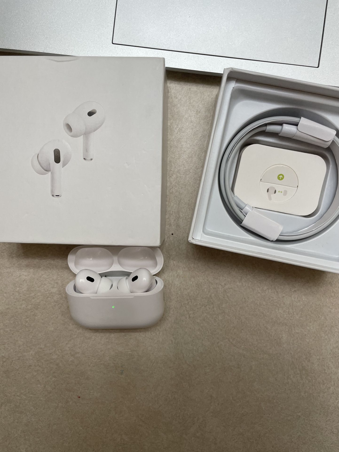 Apple AirPods Pro Gen 2