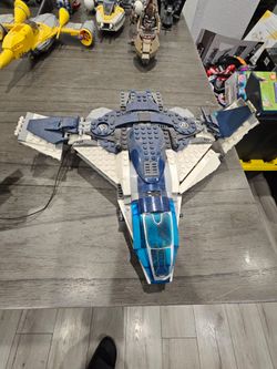 LEGO Marvel Super Heroes: The Avengers Quinjet City Chase (76032) No Minifigures