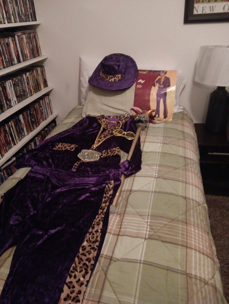 PIMP DADDY OUTFIT $40