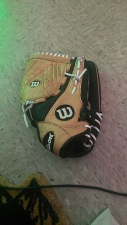 A500 Baseball Glove