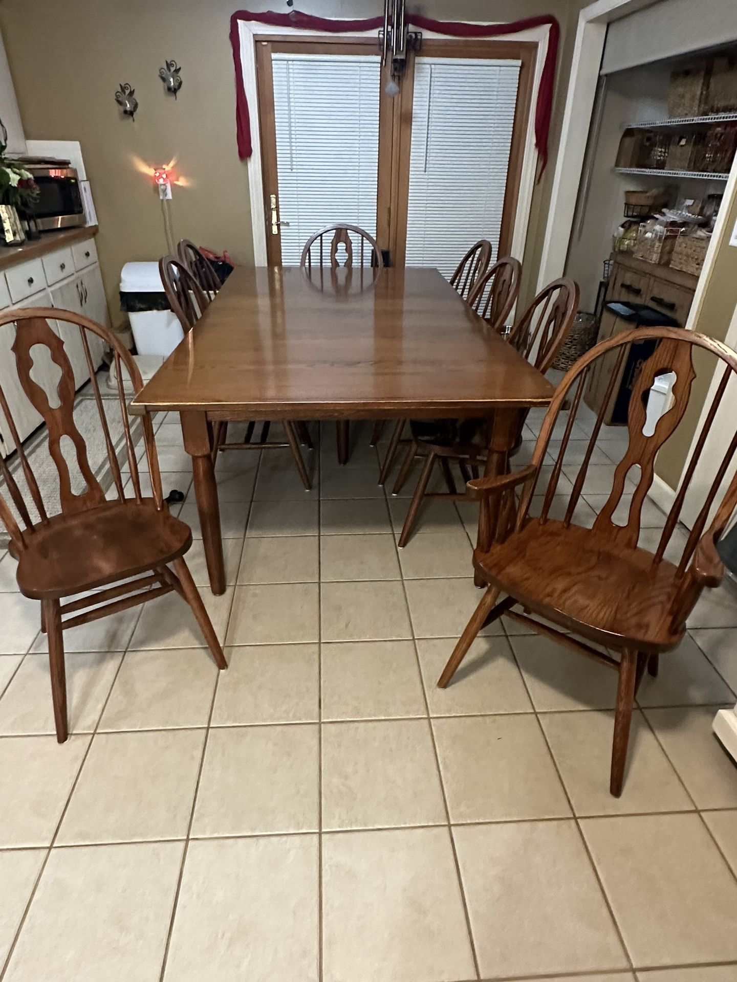 8 Person Kitchen Table