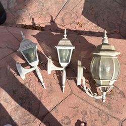 Outdoor Wall Sconce’s For Sale 