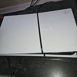 Digital PS5 With 1 Controller (no Disk Drive)