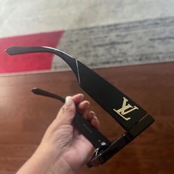 Louis Vuitton Cyclone Sunglasses