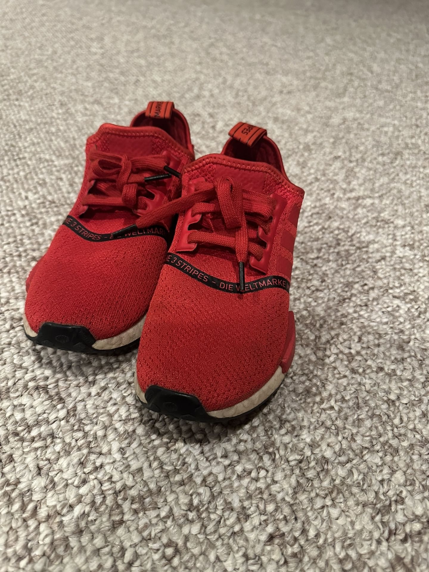 Adidas Boy Size 5