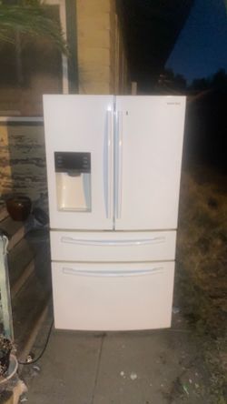 Samsung French door twin cooling plus refrigerator