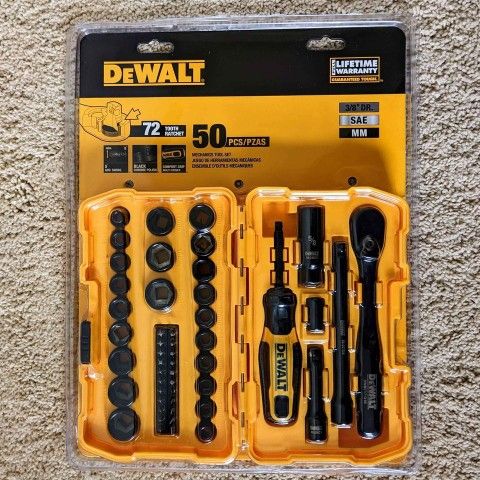 NEW DeWalt black chrome 50-piece mechanics tool set juego de ...