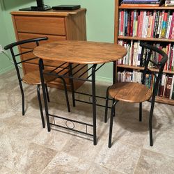 Table Set of 2-chairs 