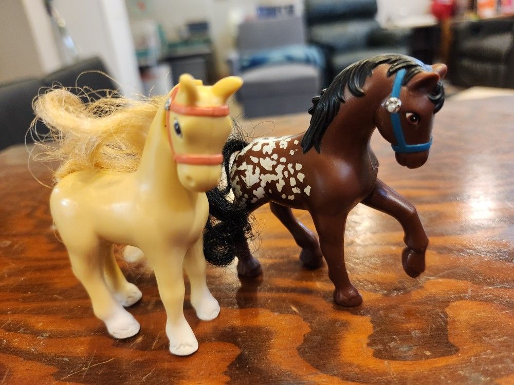 Toy Ponies