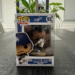 MOOKIE BETTS FUNKO POP