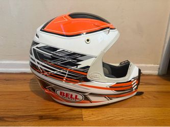 Bell Moto Hemlmet