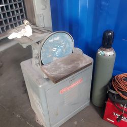 Heavy Duty 110 Belt And Disc Sander.