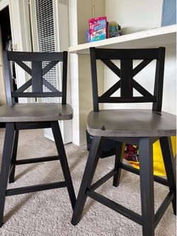 Two Bar Stools Black/Gray colorway