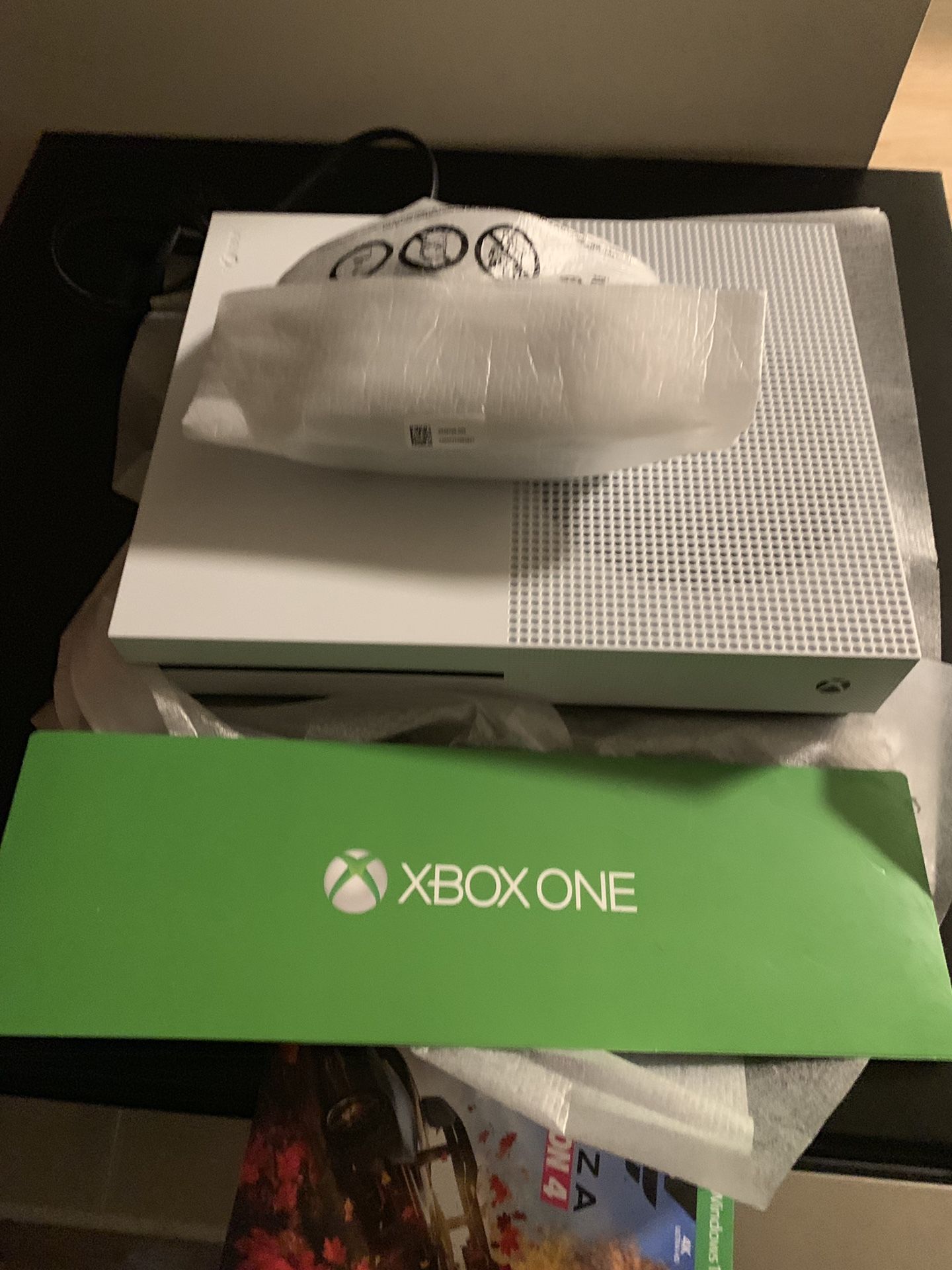 Brand new Xbox one s tb