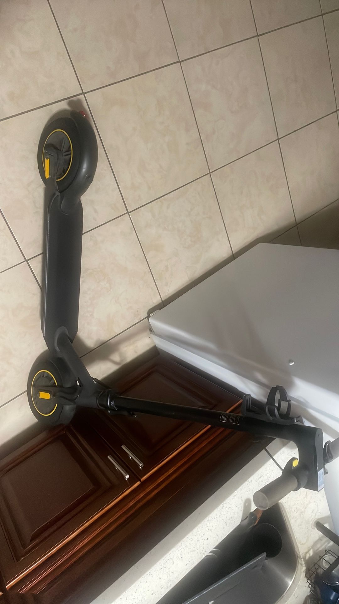 1plus Electric Scooter