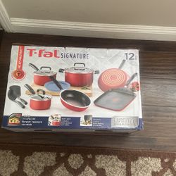 New T Fal Titanium Nonstick Cookware Set 12 Piece Set