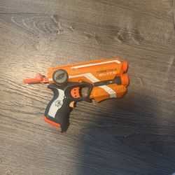 Nerf Pistol 