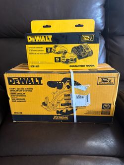 DeWalt 12V Circular Saw & Battery Charger Kit