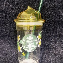 Starbucks Frappuccino shaped glass sippy cup