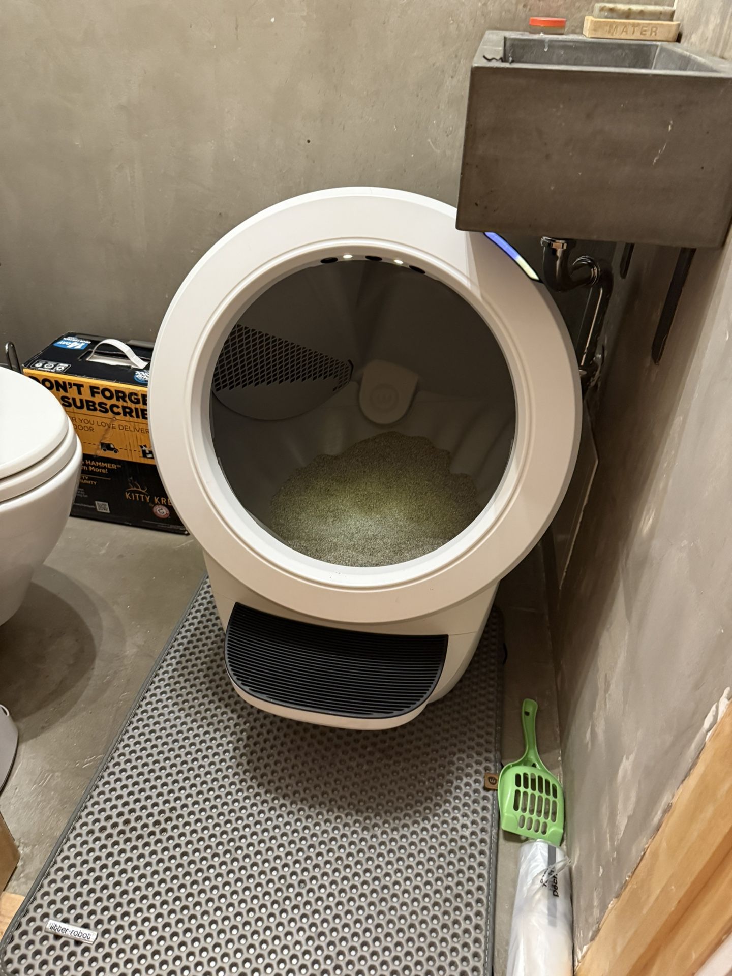 Kitty Litter Robot