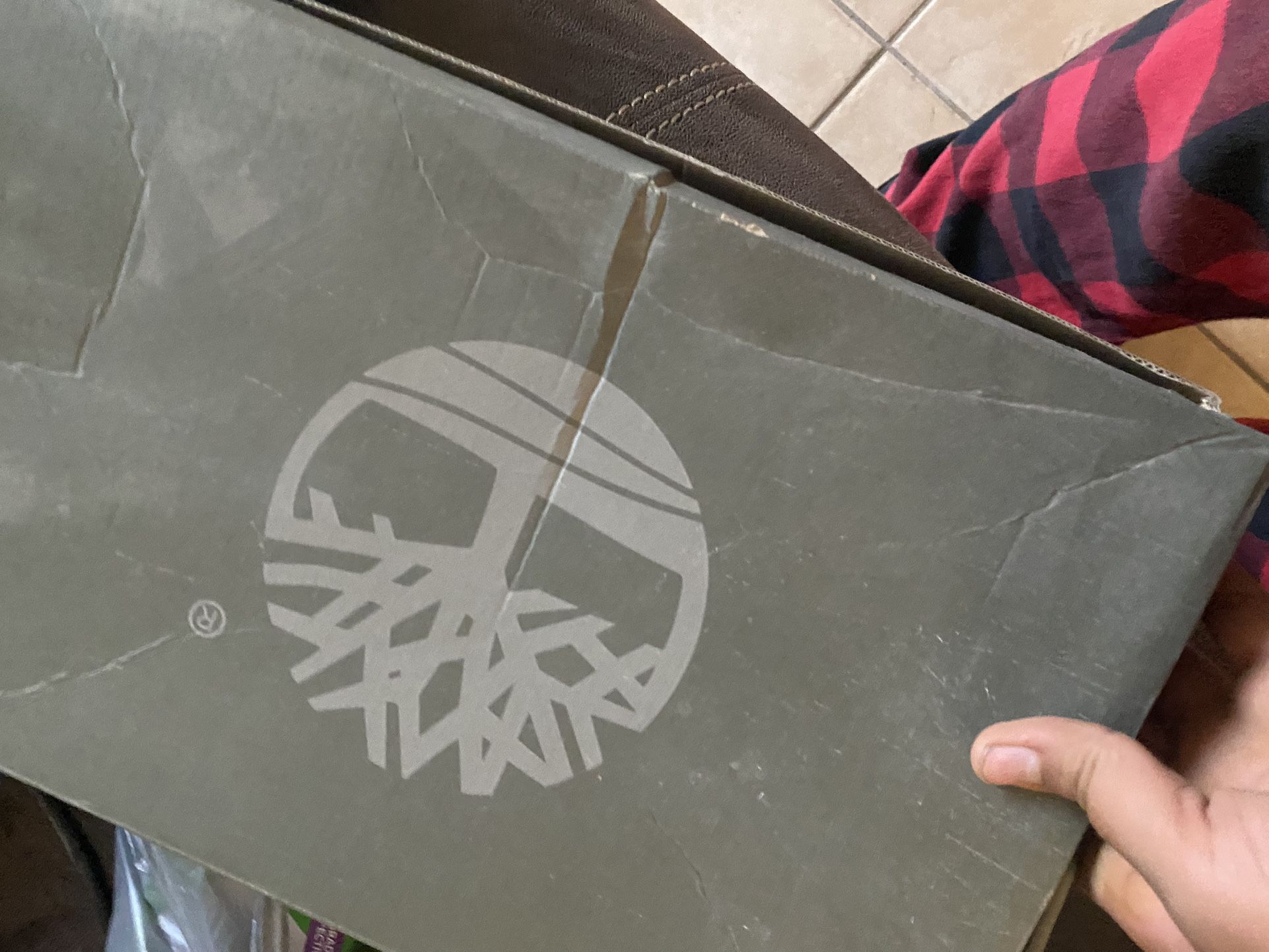 Light grey timberlands youth size 4