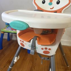 Infantino Convertible High Chair 