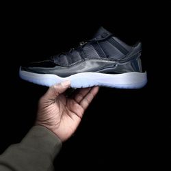 Jordan 11 Low Space Jam