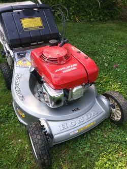 Honda HR215 self propelled lawn mower with bag for Sale in Portland OR OfferUp